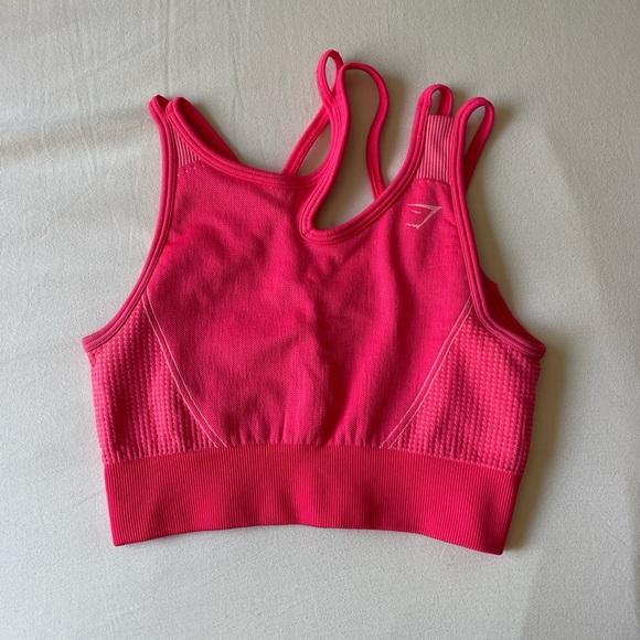 Bright pink cropped tank top - Picture 1 of 3